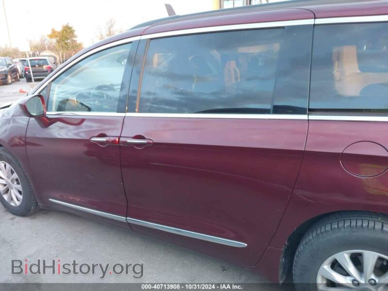 2017 Chrysler PACIFICA (VIN 2C4RC1BGXHR665603) — photo 14 of 16
