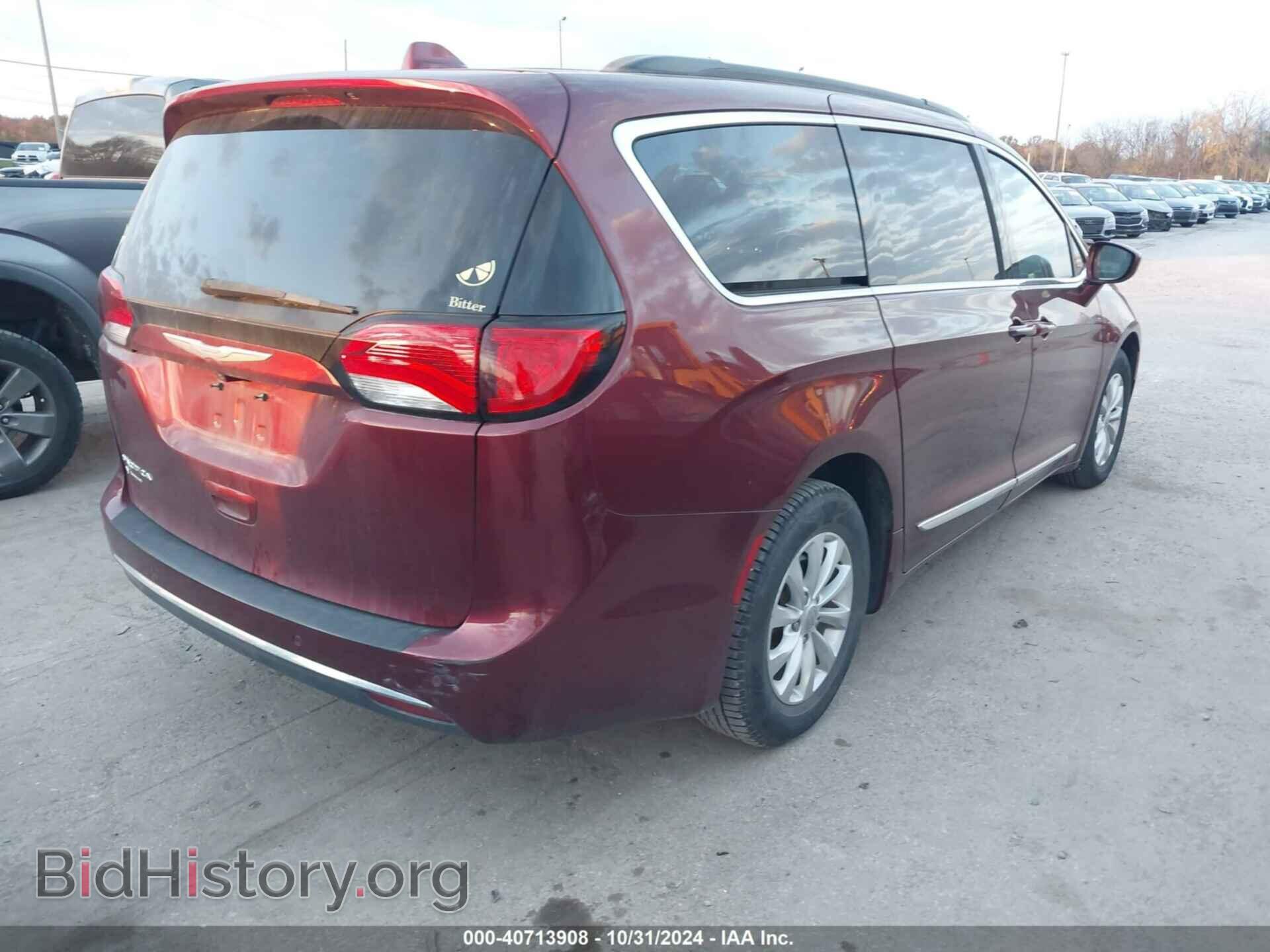 2017 CHRYSLER PACIFICA - VIN: 2C4RC1BGXHR665603 - Фото 4