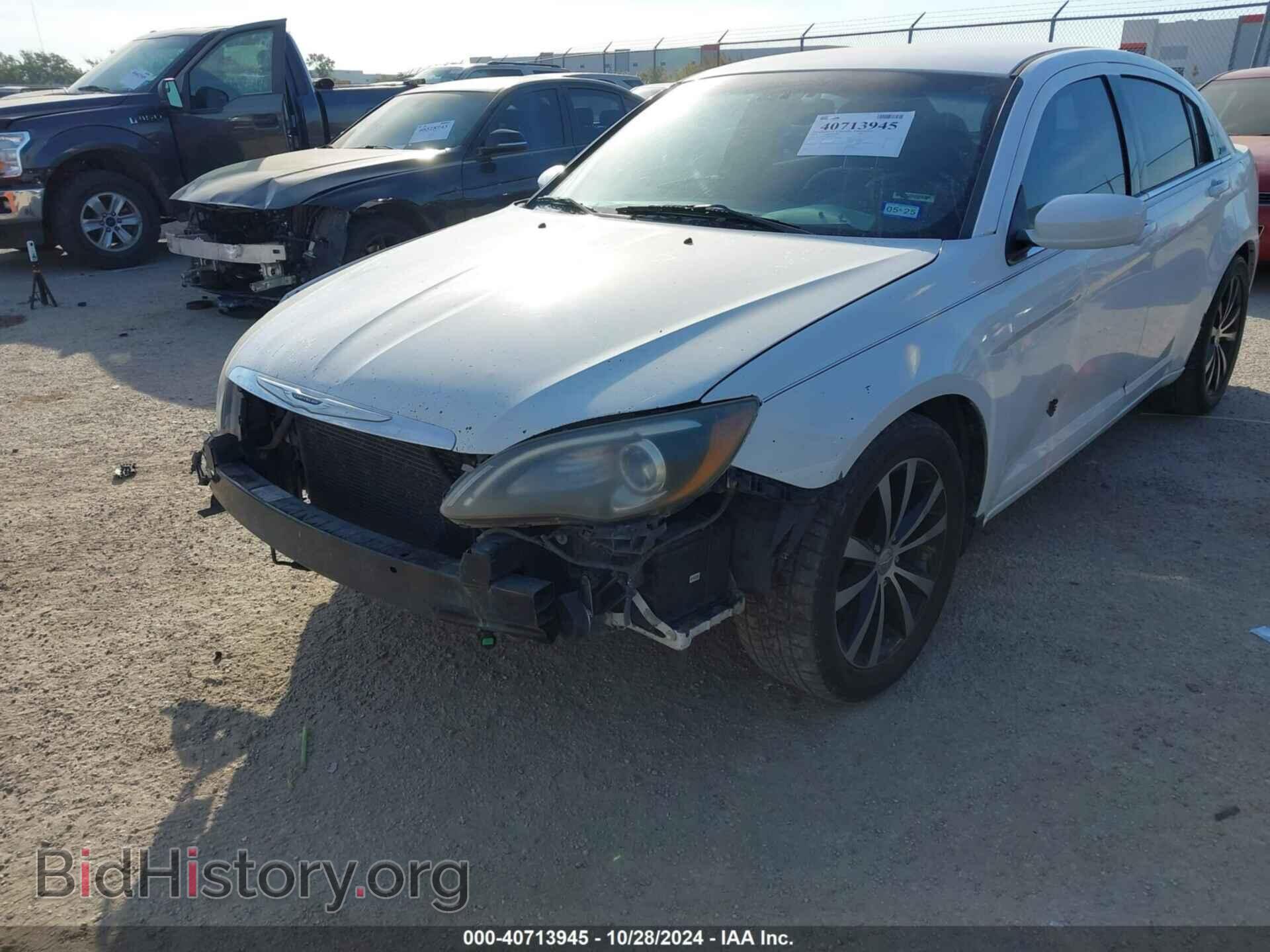2014 CHRYSLER 200 - VIN: 1C3CCBBG4EN128640 - Фото 6