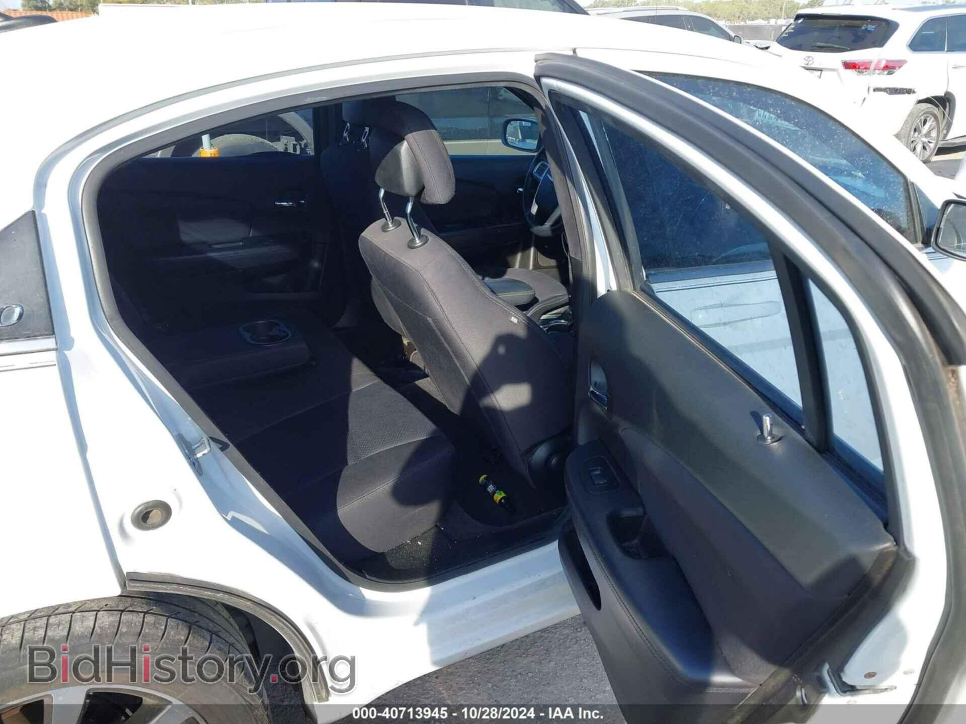 2014 CHRYSLER 200 - VIN: 1C3CCBBG4EN128640 - Фото 8