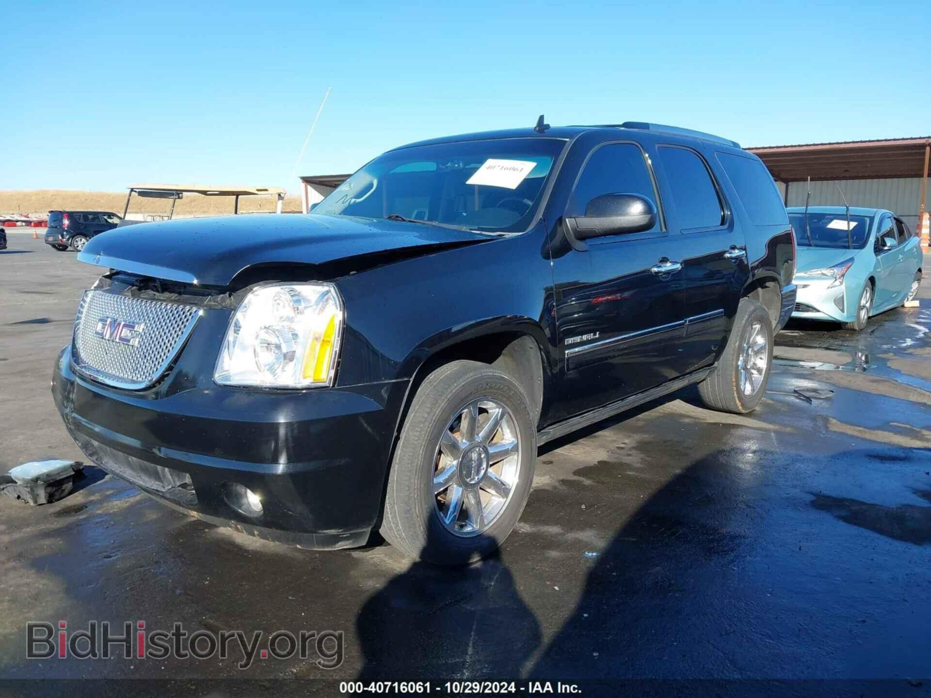 2011 GMC YUKON - VIN: 1GKS1EEF6BR333466 - Фото 2