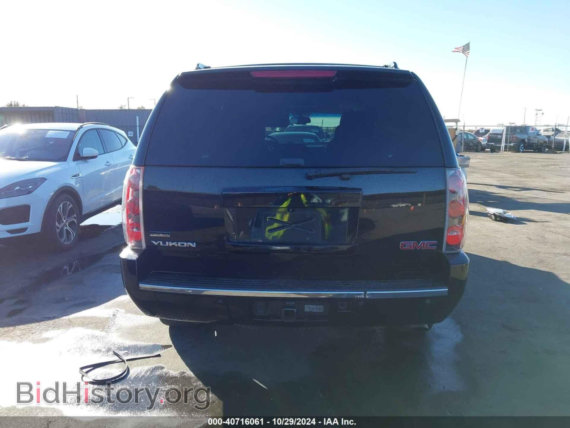 2011 GMC YUKON - VIN: 1GKS1EEF6BR333466 - Фото 16