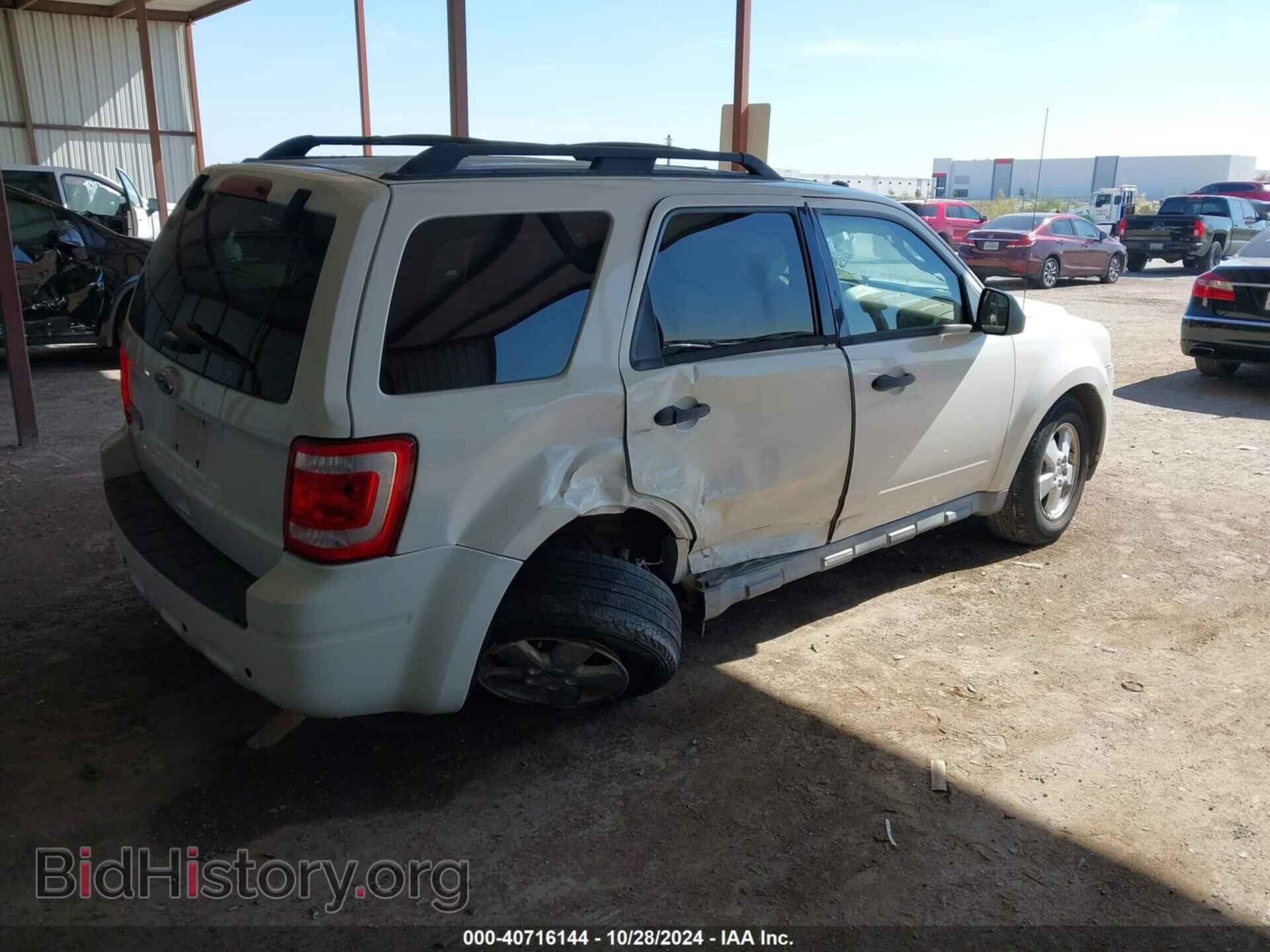2010 FORD ESCAPE - VIN: 1FMCU0D76AKA09764 - Фото 4
