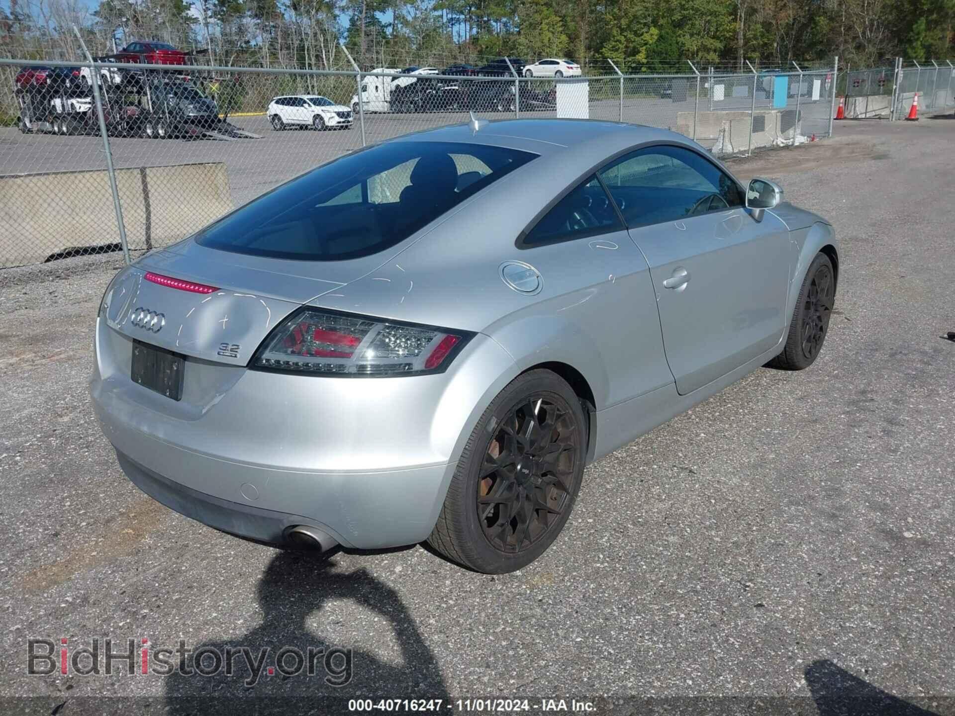 2008 AUDI TT - VIN: TRUDD38J681000598 - Фото 4