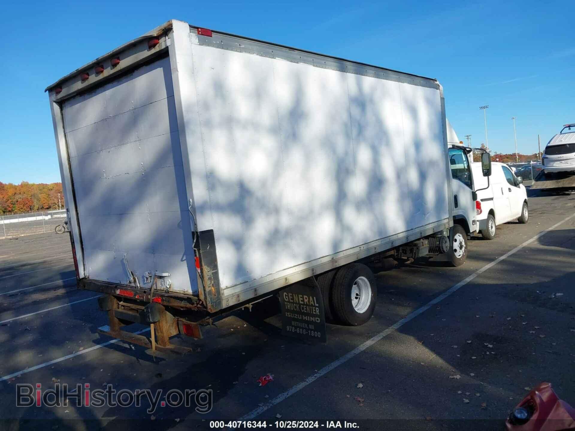 2008 ISUZU NPR - VIN: 4KLB4B1U48J802440 - Photo 4