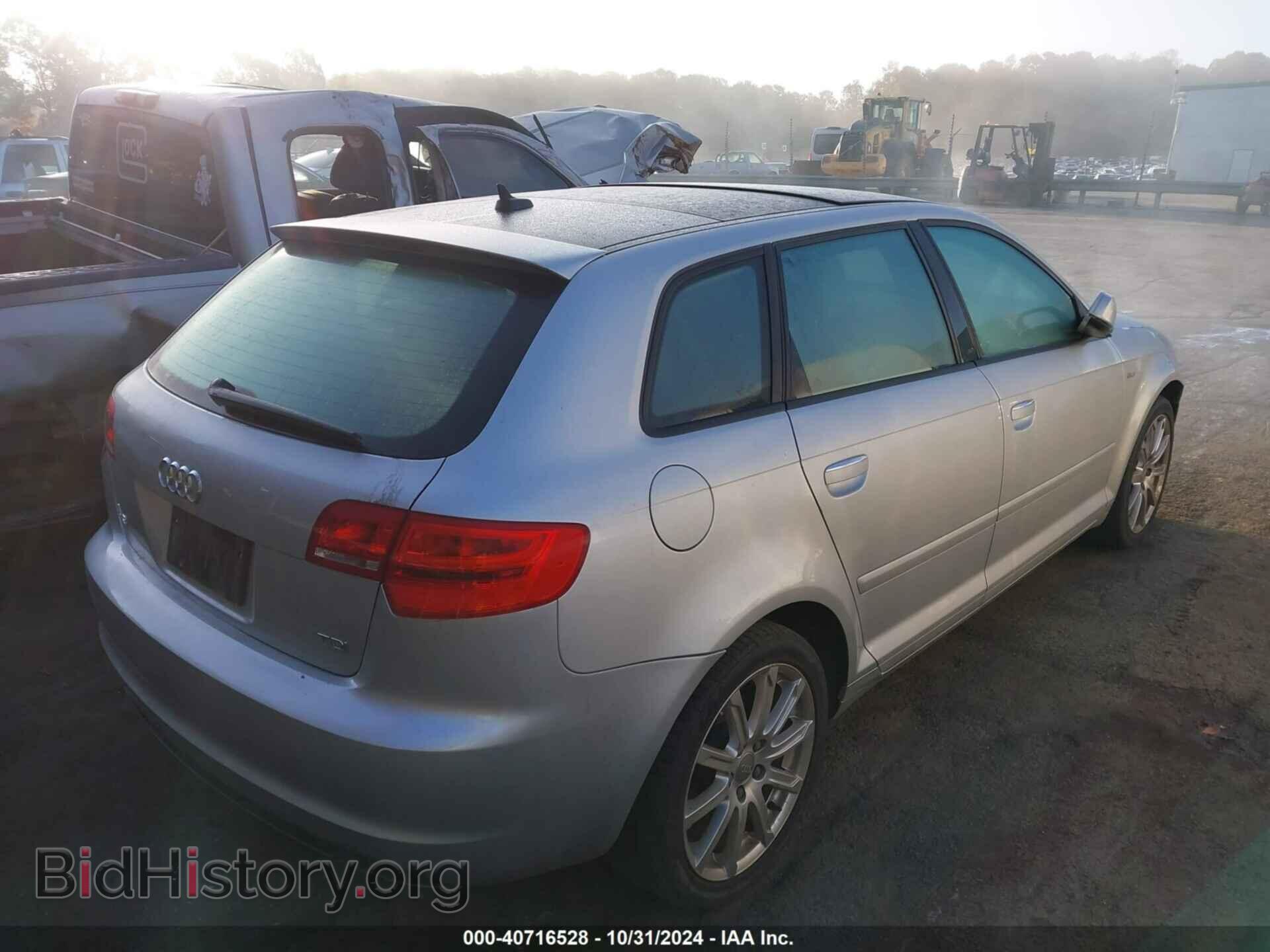 2011 AUDI A3 - VIN: WAUKJAFM0BA128996 - Фото 4