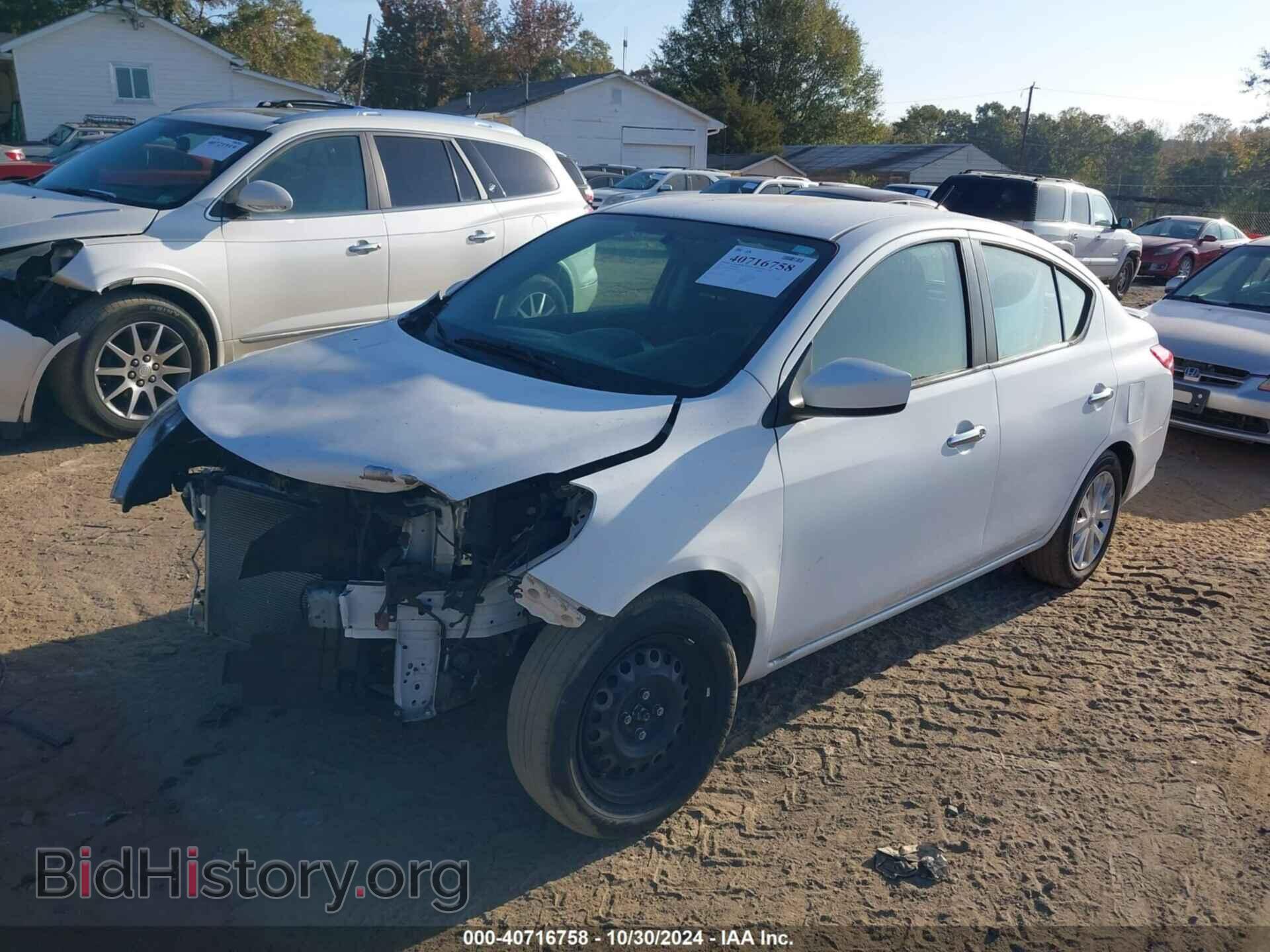 2019 NISSAN VERSA - VIN: 3N1CN7AP3KL869347 - Фото 2