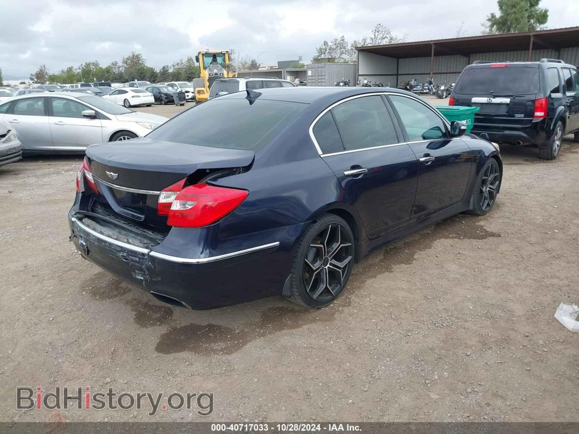 2013 HYUNDAI GENESIS - VIN: KMHGC4DD8DU222354 - Фото 4