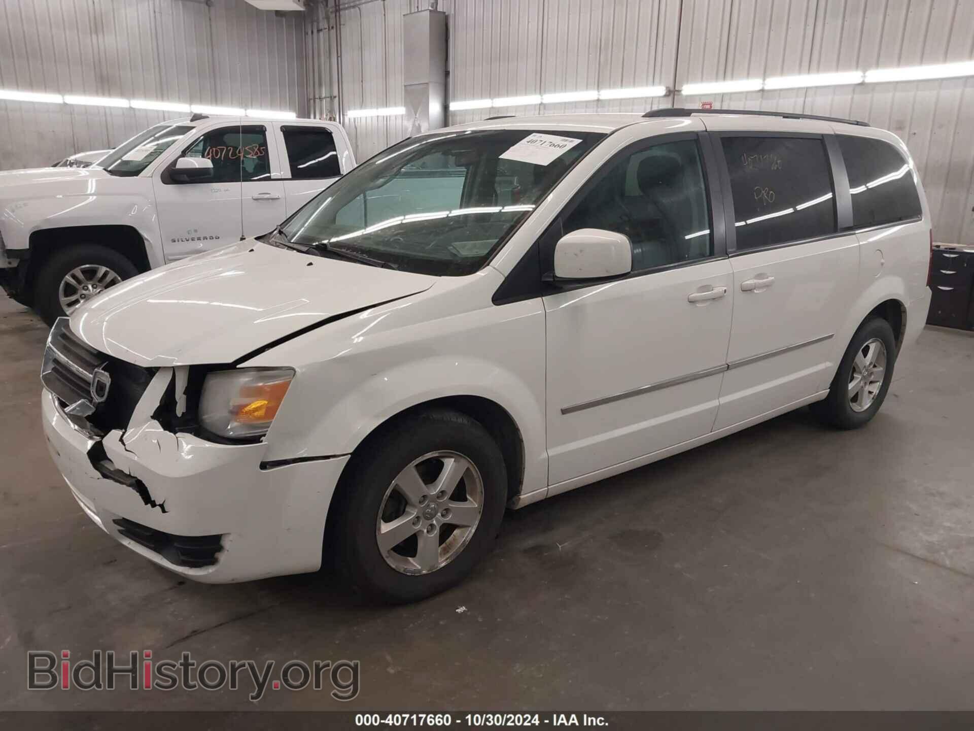 2010 DODGE GRAND CARAVAN - VIN: 2D4RN5D15AR100470 - Фото 2