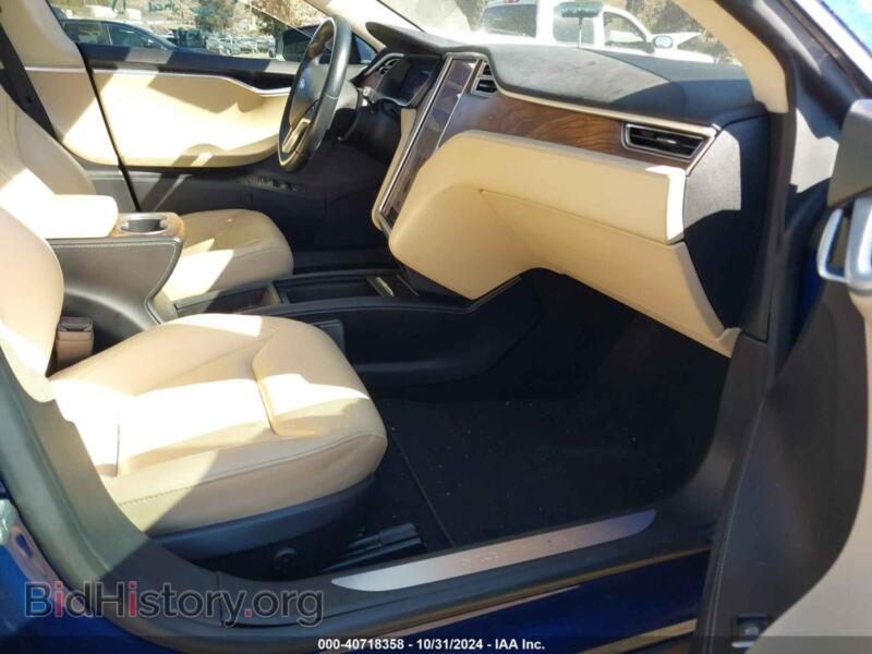 2016 Tesla MODEL S (VIN 5YJSA1E29GF156667) — фото 5 из 21