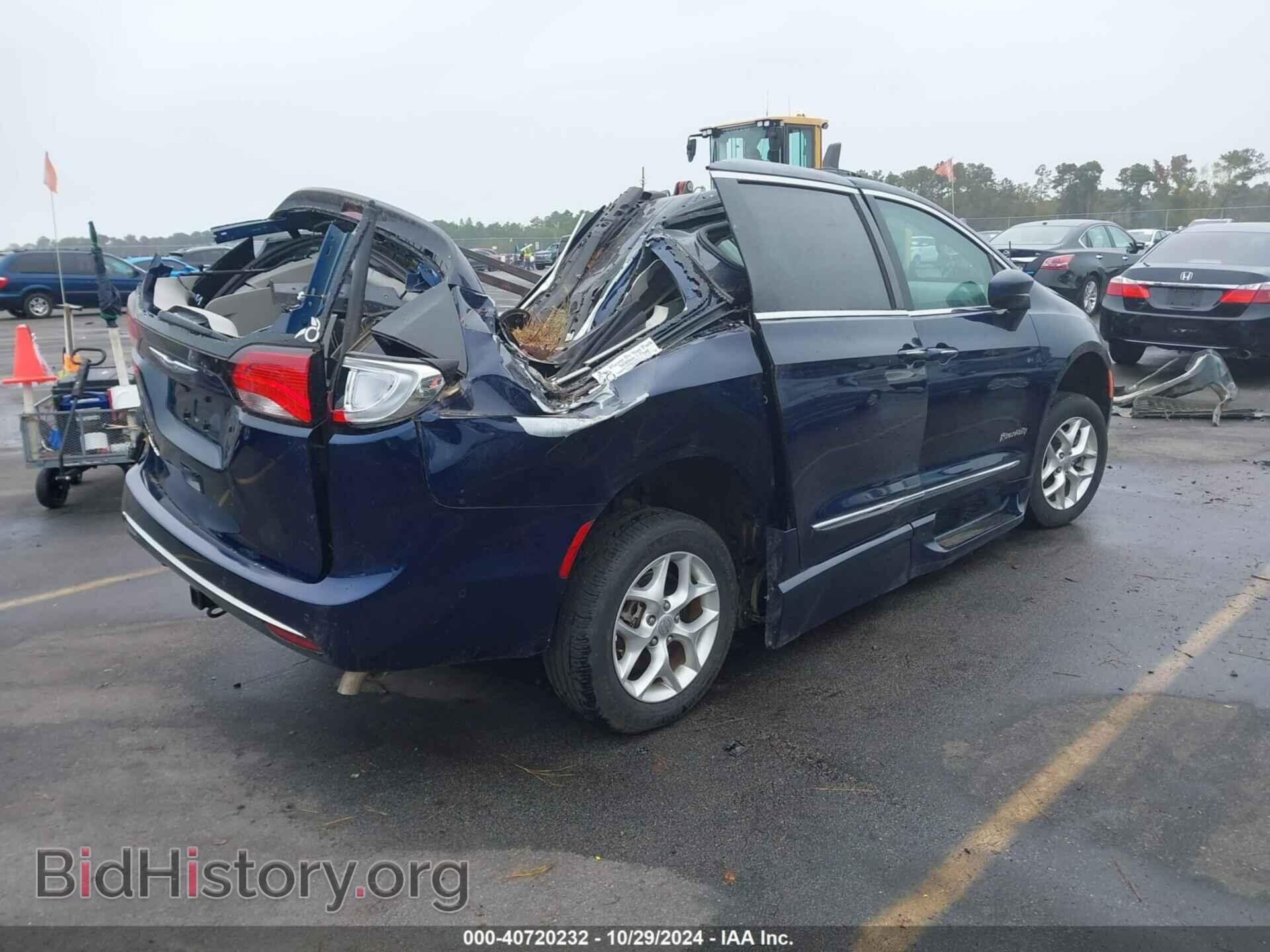 2020 CHRYSLER PACIFICA - VIN: 2C4RC1EG4LR164856 - Фото 4