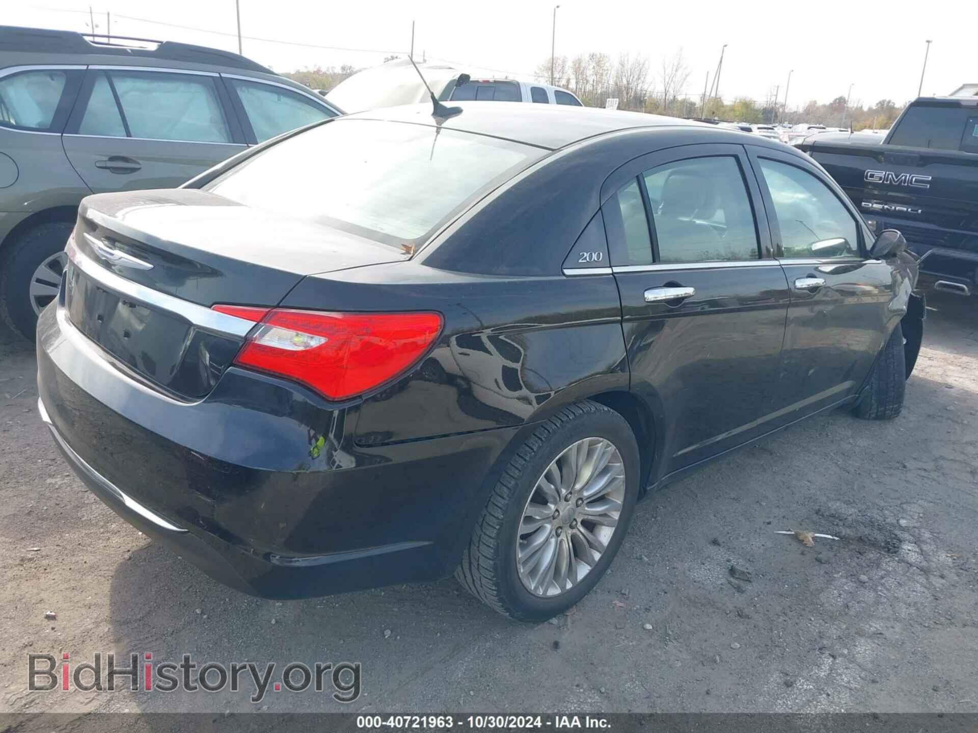 2012 CHRYSLER 200 - VIN: 1C3CCBCG8CN258500 - Фото 4