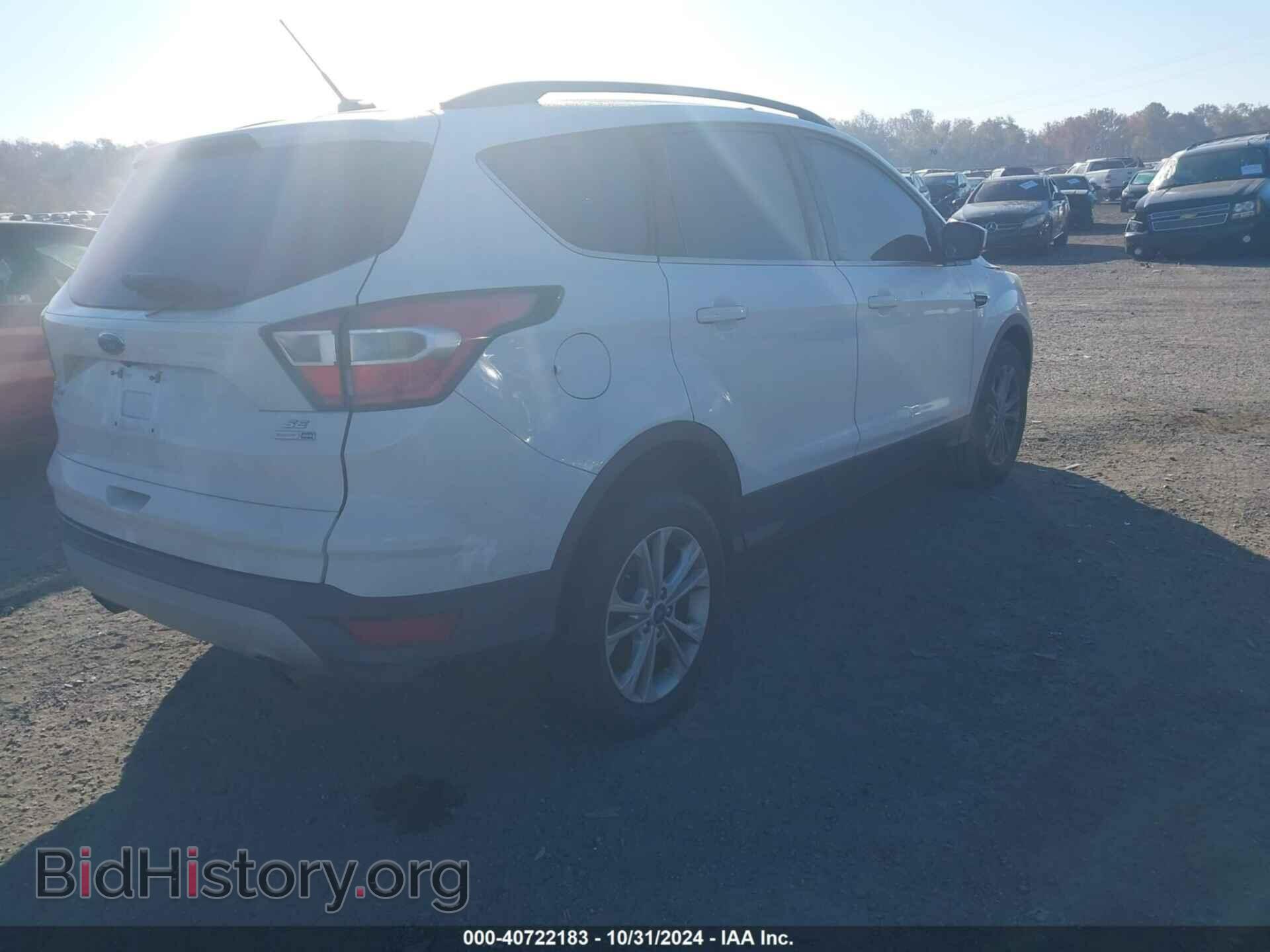 2017 FORD ESCAPE - VIN: 1FMCU9GD2HUB45975 - Фото 4
