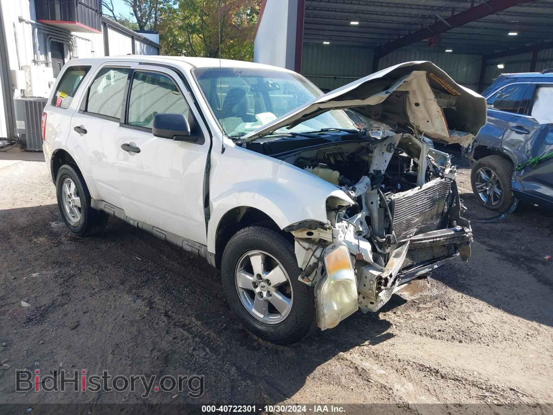 Photo 1FMCU92799KC79980 - FORD ESCAPE 2009