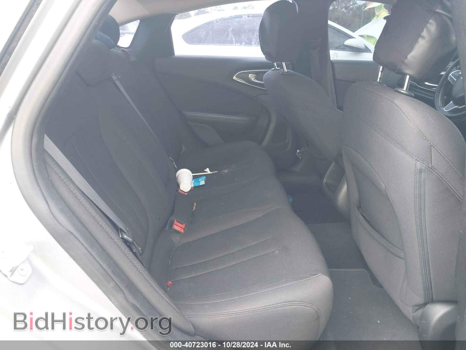 2015 CHRYSLER 200 - VIN: 1C3CCCAB8FN659031 - Photo 8