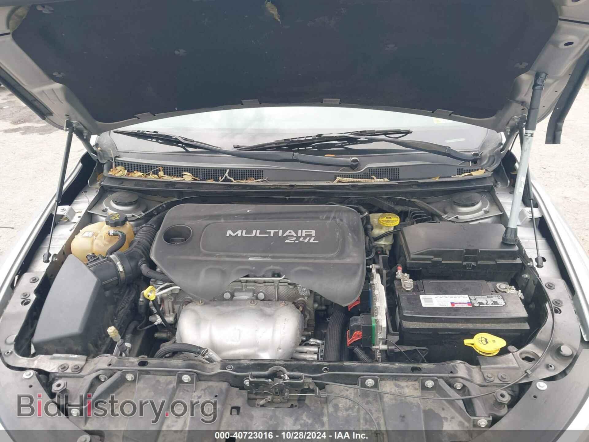 2015 CHRYSLER 200 - VIN: 1C3CCCAB8FN659031 - Photo 10