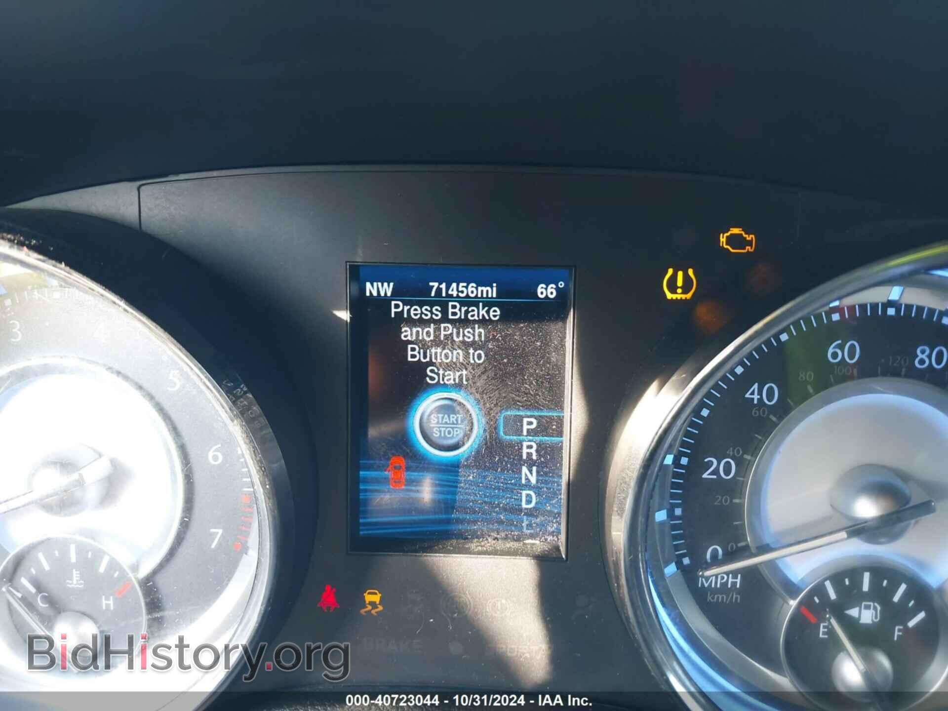 2014 CHRYSLER 300 - VIN: 2C3CCARG0EH301918 - Photo 16