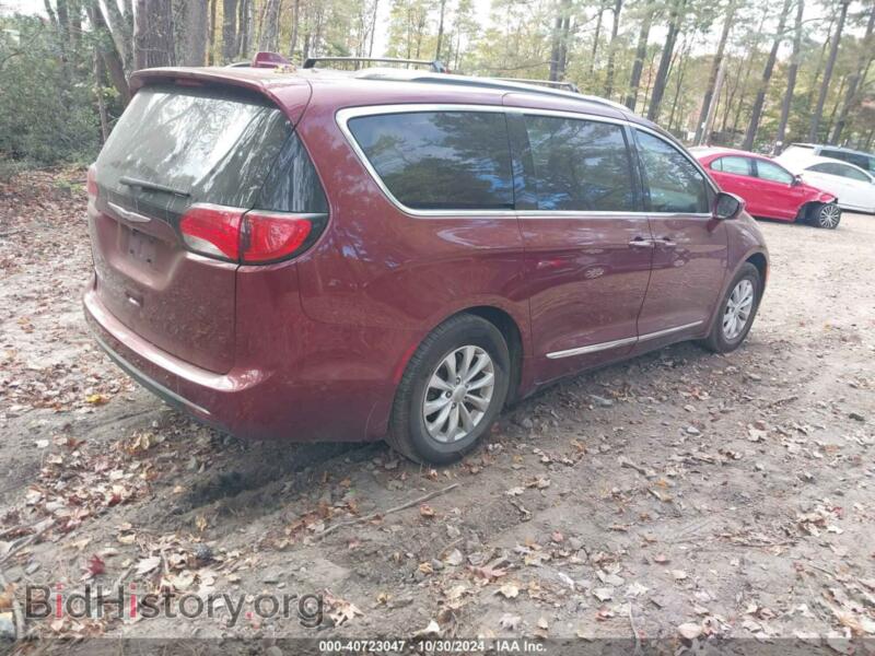 2019 Chrysler PACIFICA (VIN 2C4RC1BG4KR570669) — photo 4 of 16