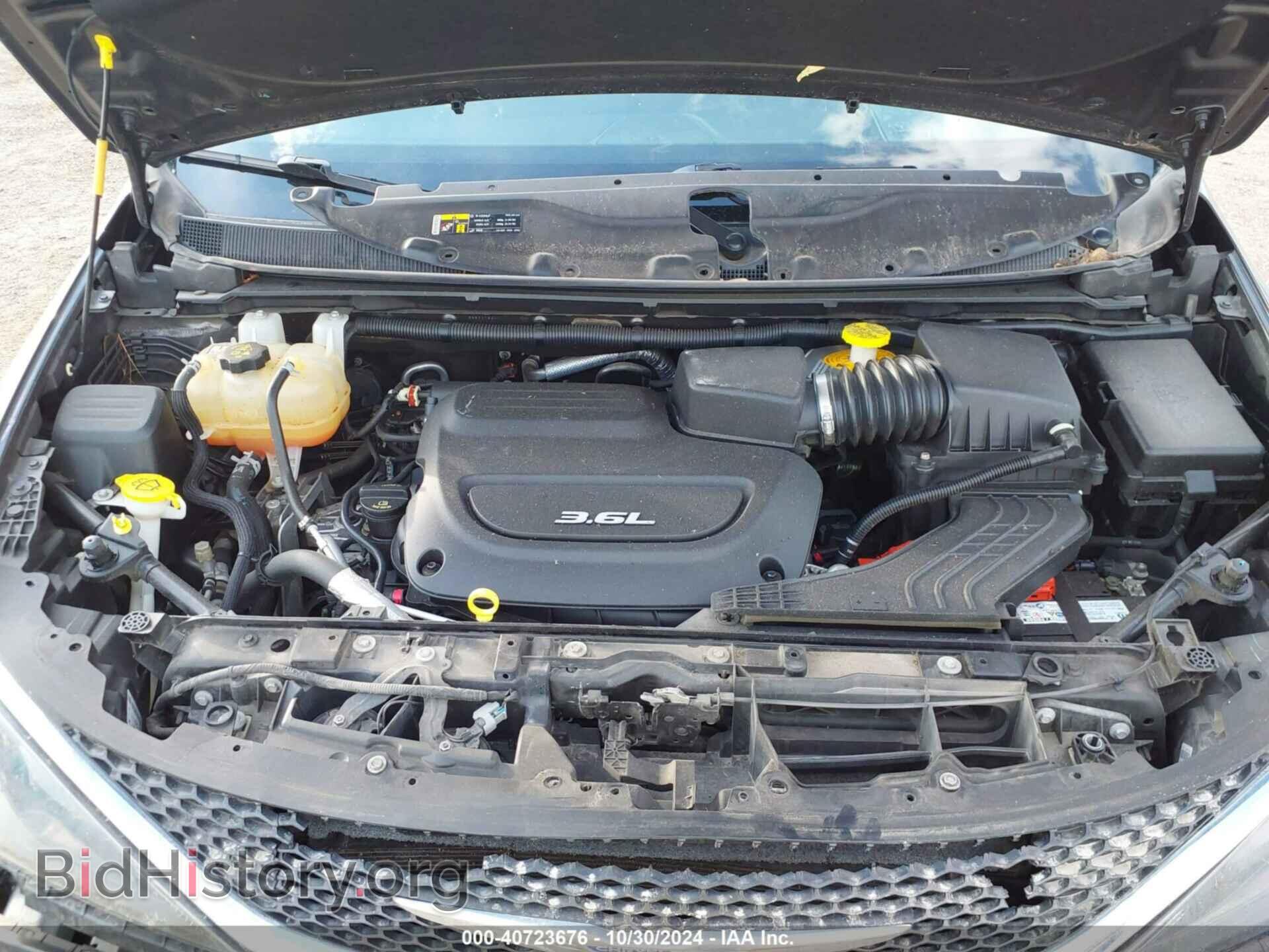 2017 CHRYSLER PACIFICA - VIN: 2C4RC1DG5HR502385 - Фото 10