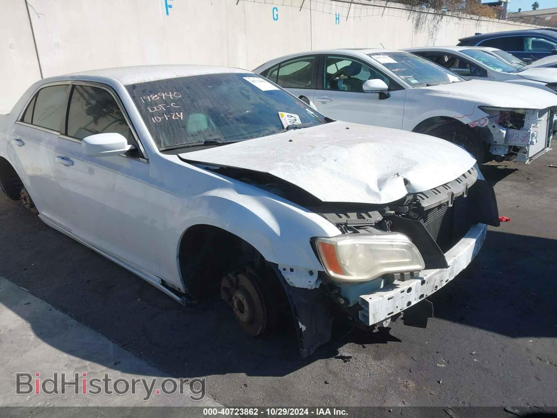Фотография 2C3CCAAG8DH588256 - CHRYSLER 300 2013