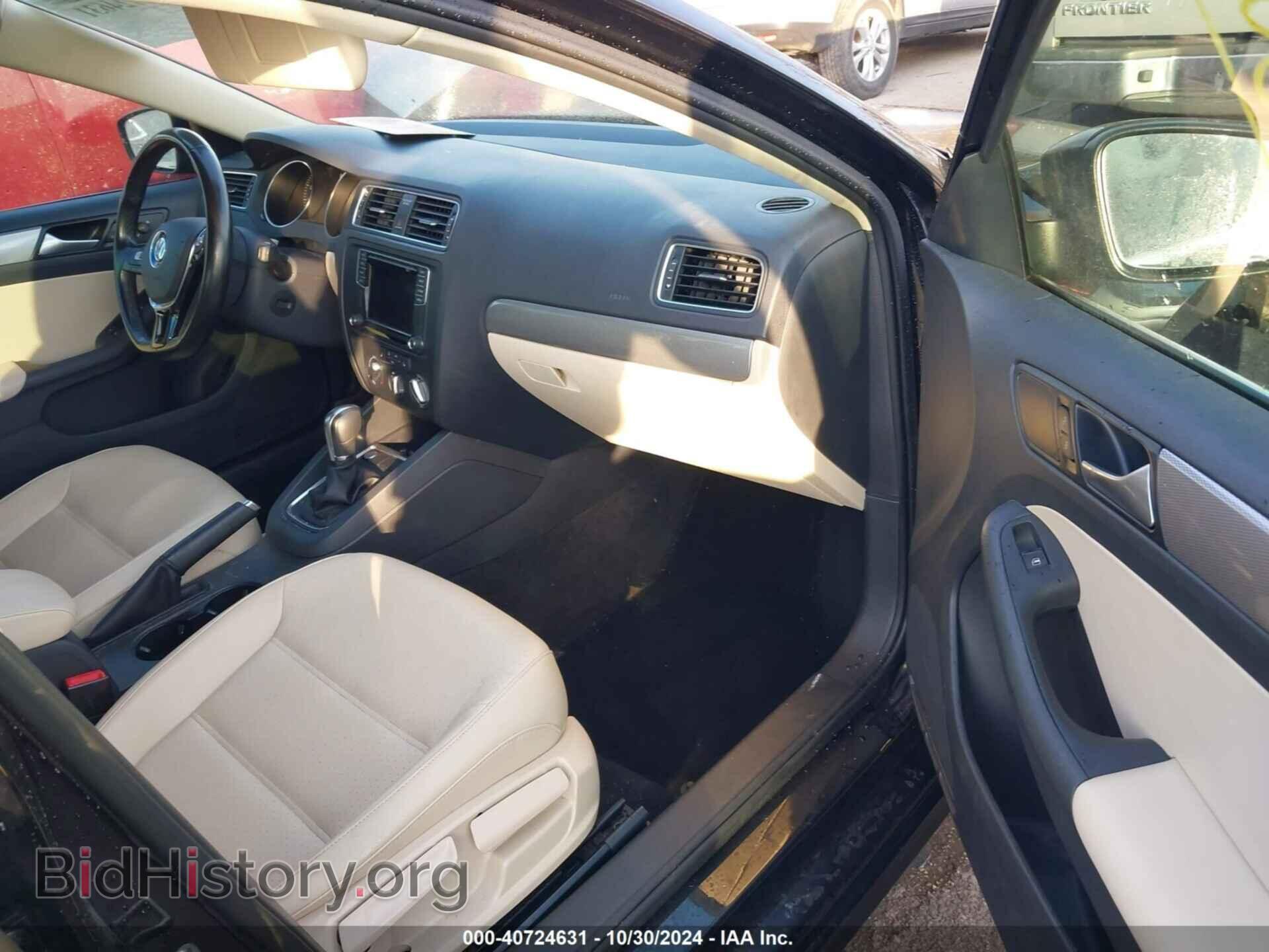 2017 VOLKSWAGEN JETTA - VIN: 3VWDB7AJ4HM407112 - Фото 5