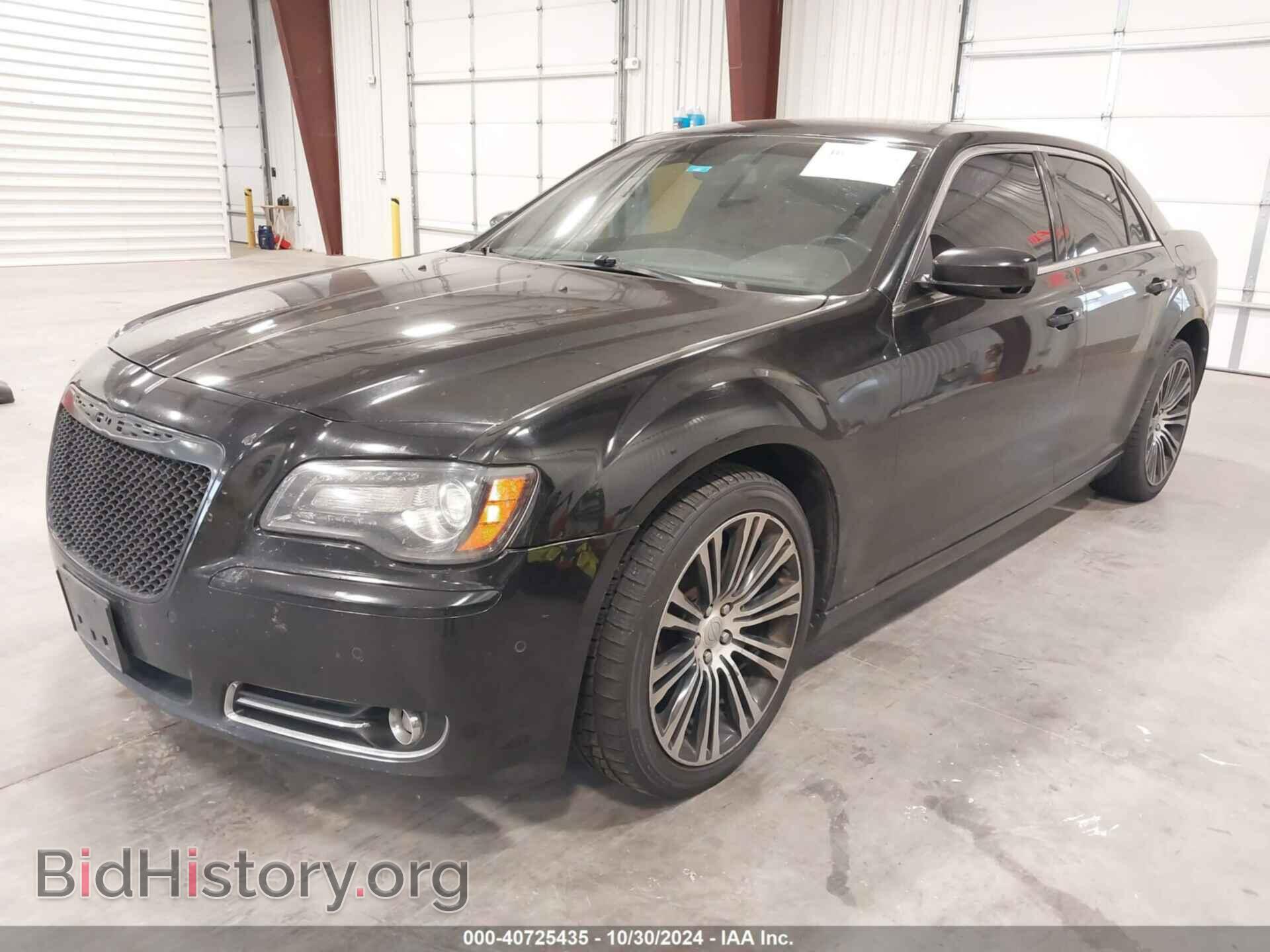 2012 CHRYSLER 300 - VIN: 2C3CCABG8CH256945 - Фото 2