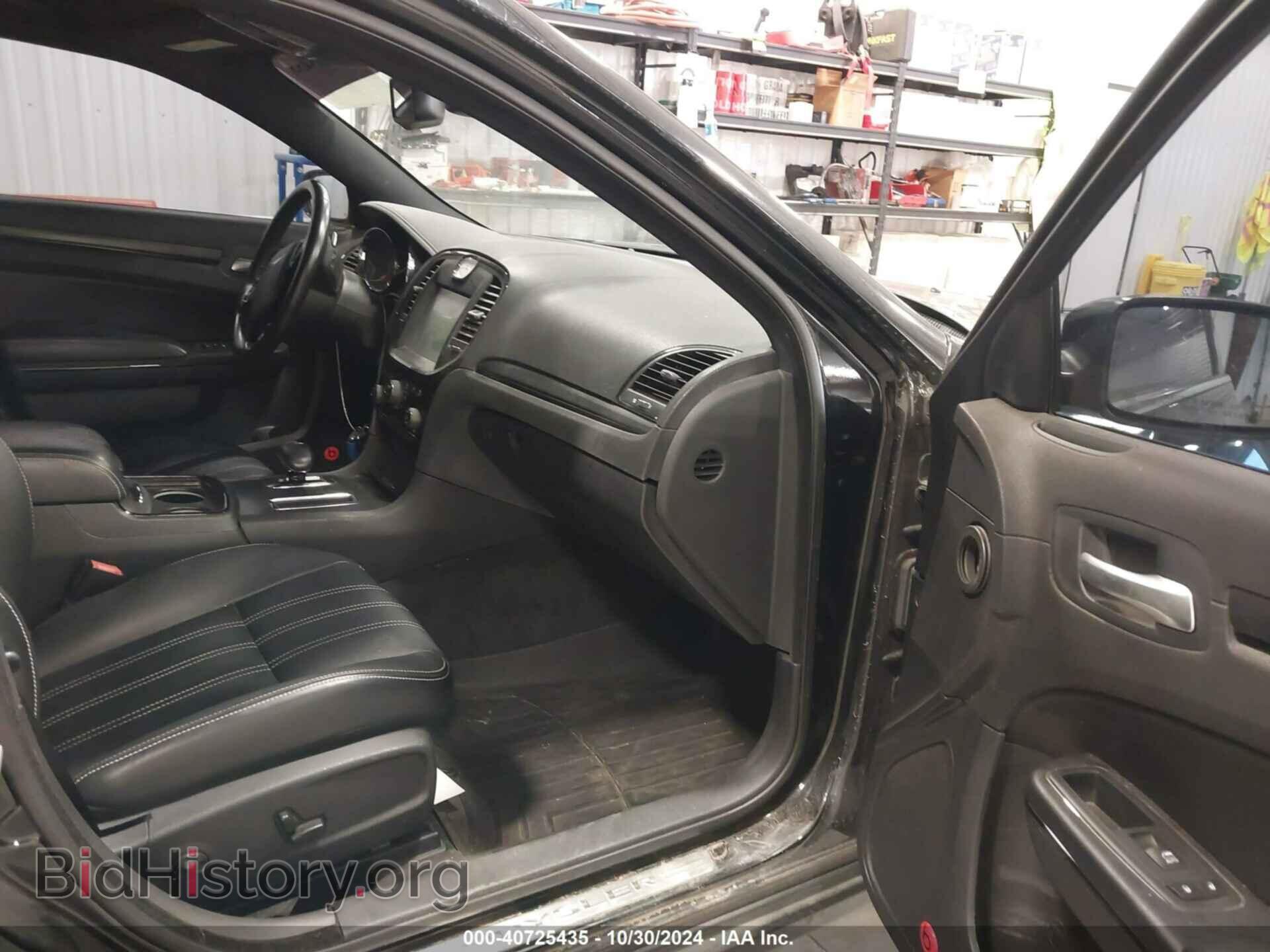 2012 CHRYSLER 300 - VIN: 2C3CCABG8CH256945 - Фото 5