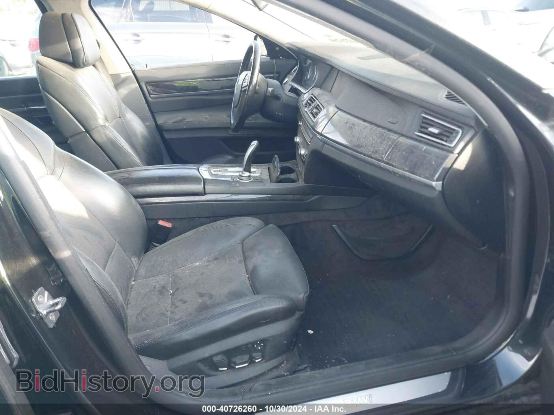 2009 BMW 750LI - VIN: WBAKB83529CY61858 - Фото 5