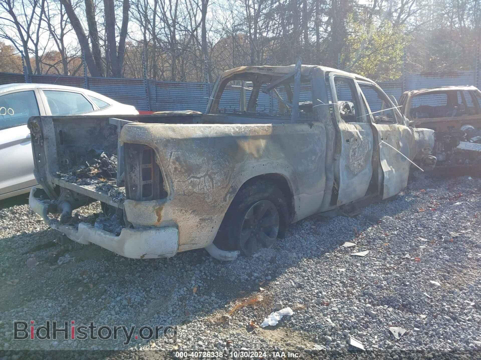 2019 RAM 1500 - VIN: 1C6RRFEG8KN842037 - Фото 4