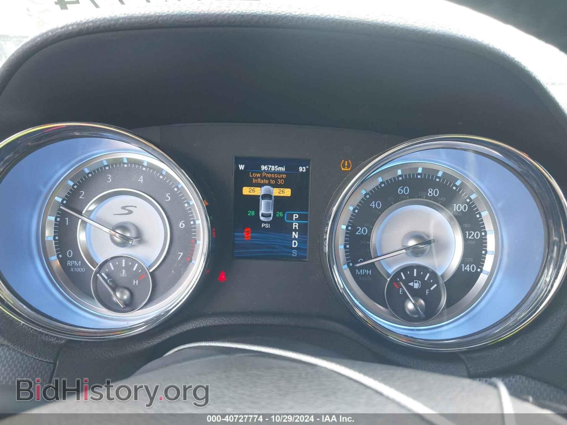 2014 CHRYSLER 300 - VIN: 2C3CCAGG1EH383564 - Фото 7