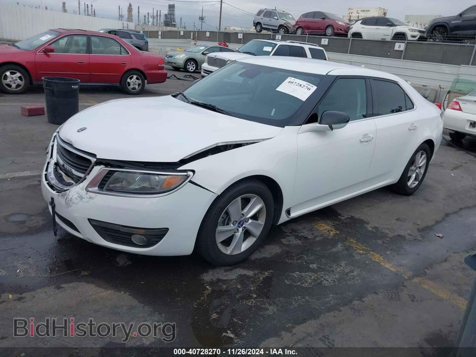2011 SAAB 9-5 - VIN: YS3GN4AR3B4000325 - Фото 2
