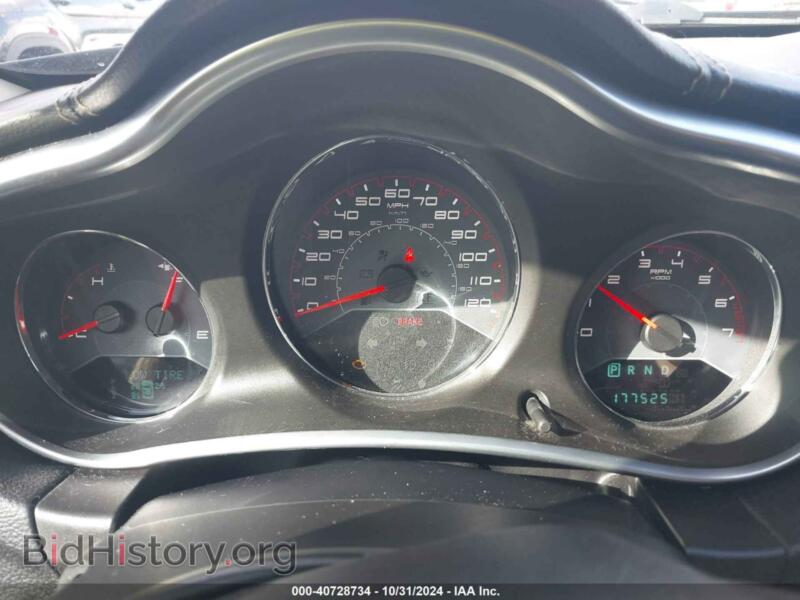 2014 Dodge AVENGER (VIN 1C3CDZCG7EN176265) — photo 7 of 16