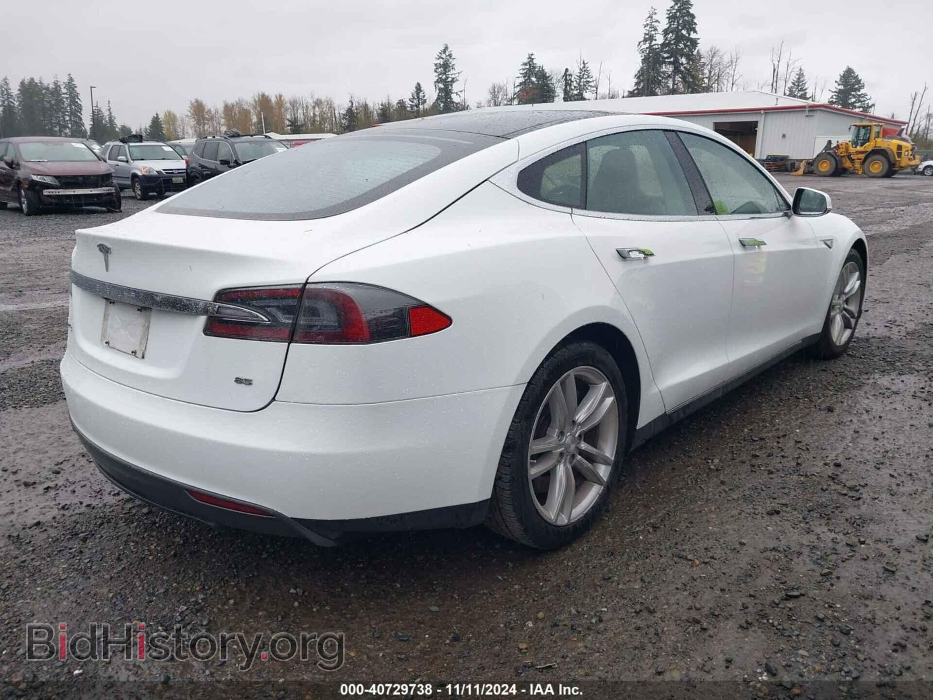 2013 TESLA MODEL S - VIN: 5YJSA1CN7DFP09907 - Photo 4