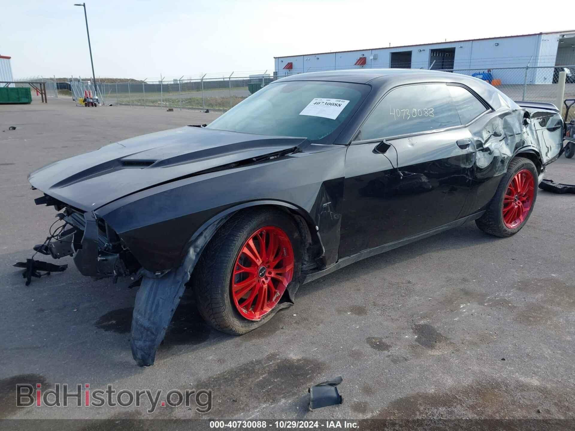2018 DODGE CHALLENGER - VIN: 2C3CDZGGXJH215623 - Фото 2