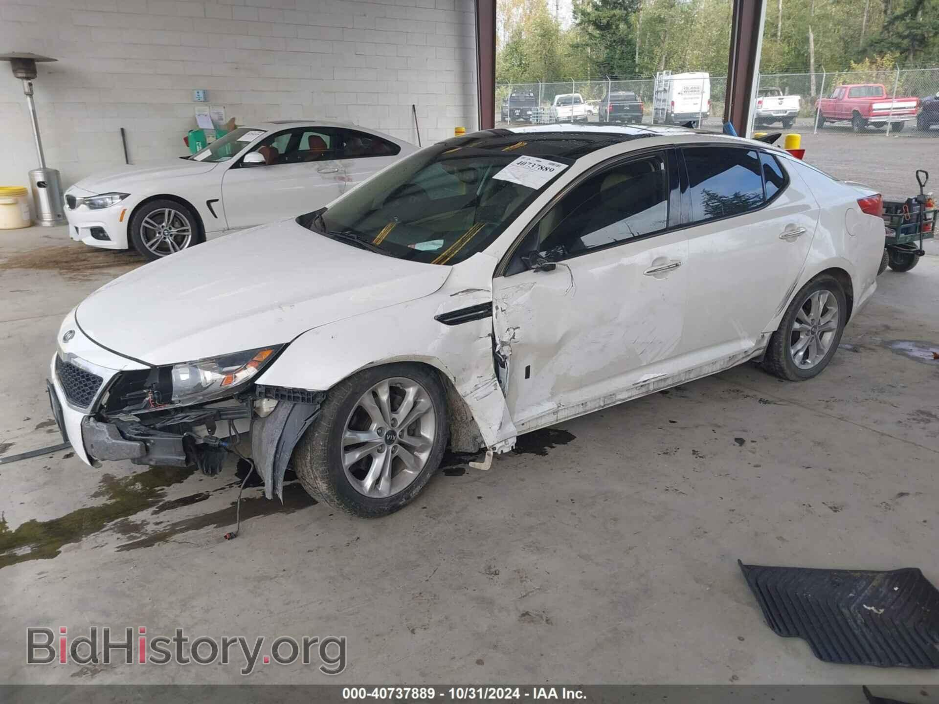 2011 KIA OPTIMA - VIN: KNAGN4A75B5170702 - Фото 2