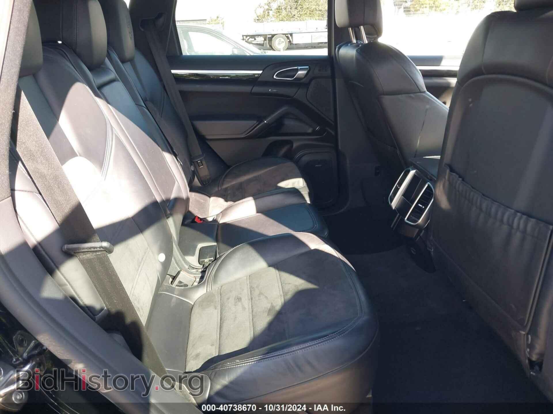 2017 PORSCHE CAYENNE - VIN: WP1AA2A28HKA83737 - Фото 8