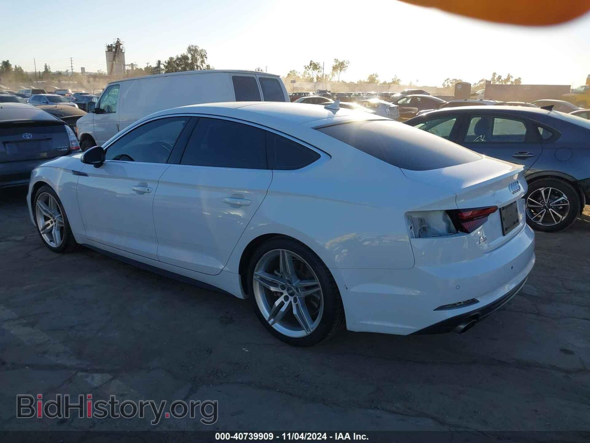 2019 AUDI A5 - VIN: WAUENCF55KA091952 - Фото 2