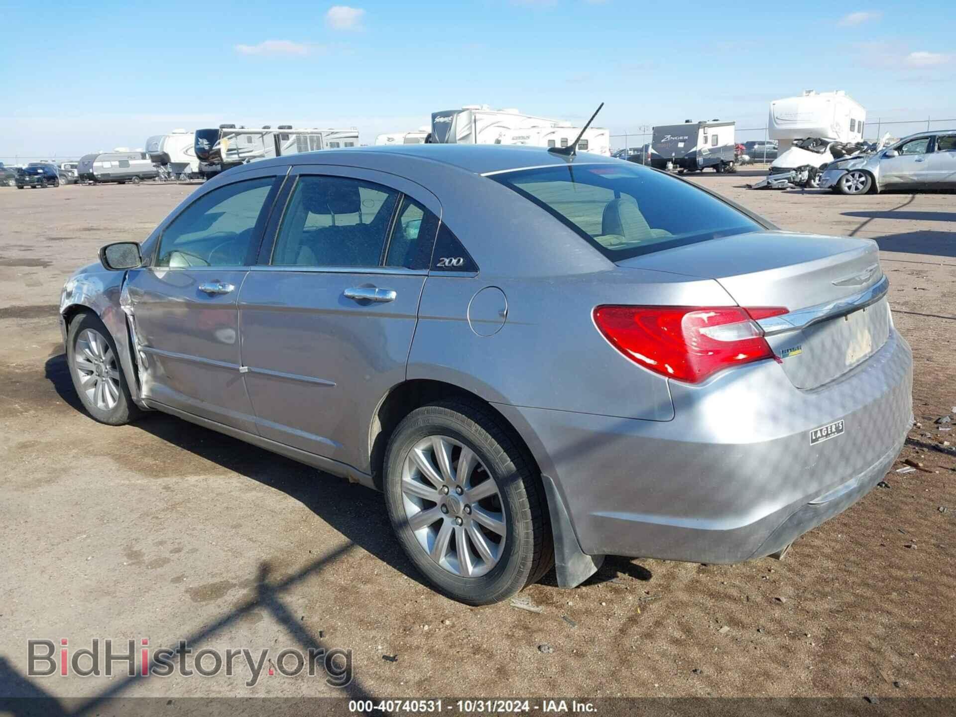 2013 CHRYSLER 200 - VIN: 1C3CCBCG6DN607817 - Фото 3