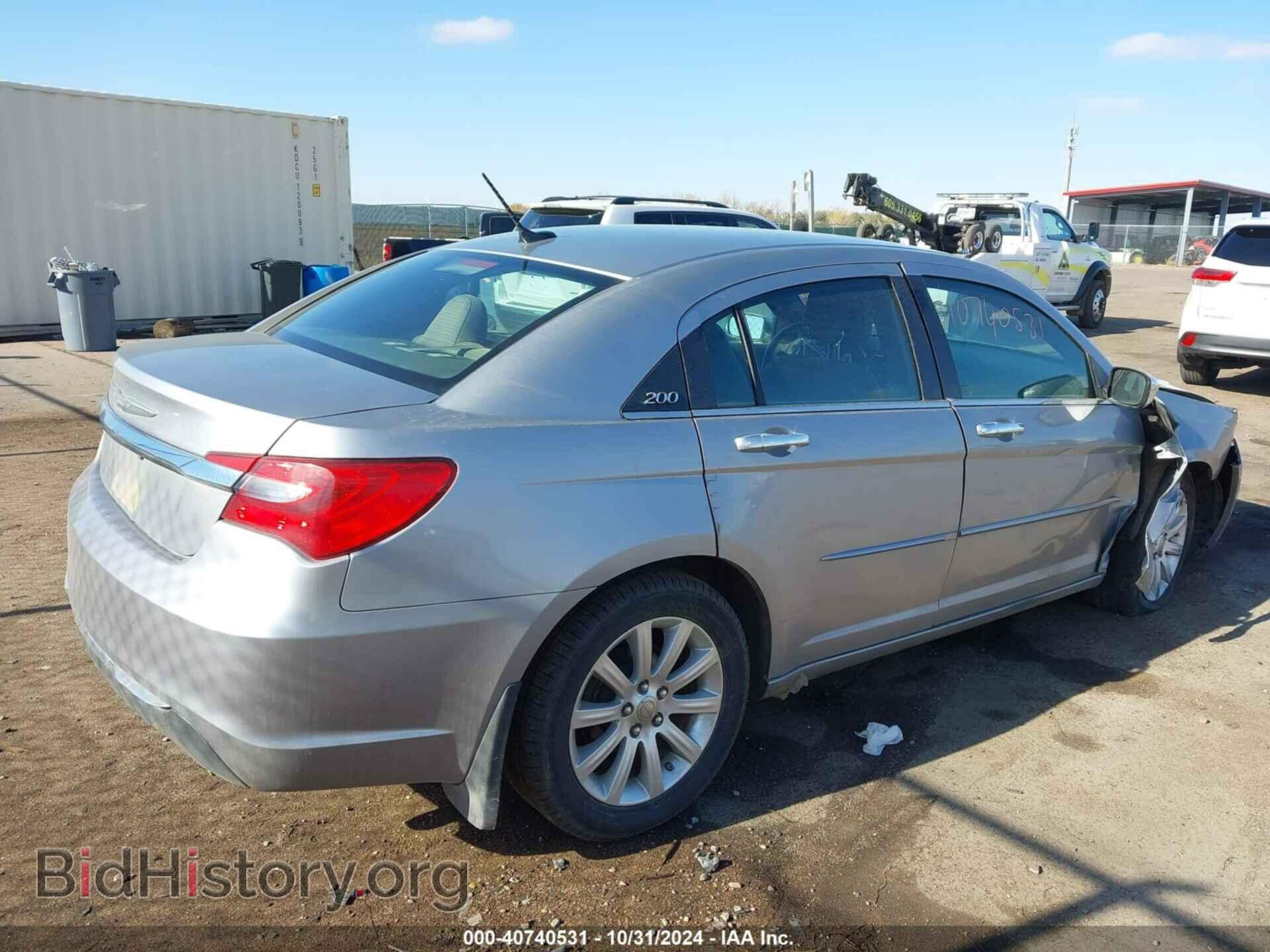 2013 CHRYSLER 200 - VIN: 1C3CCBCG6DN607817 - Фото 4