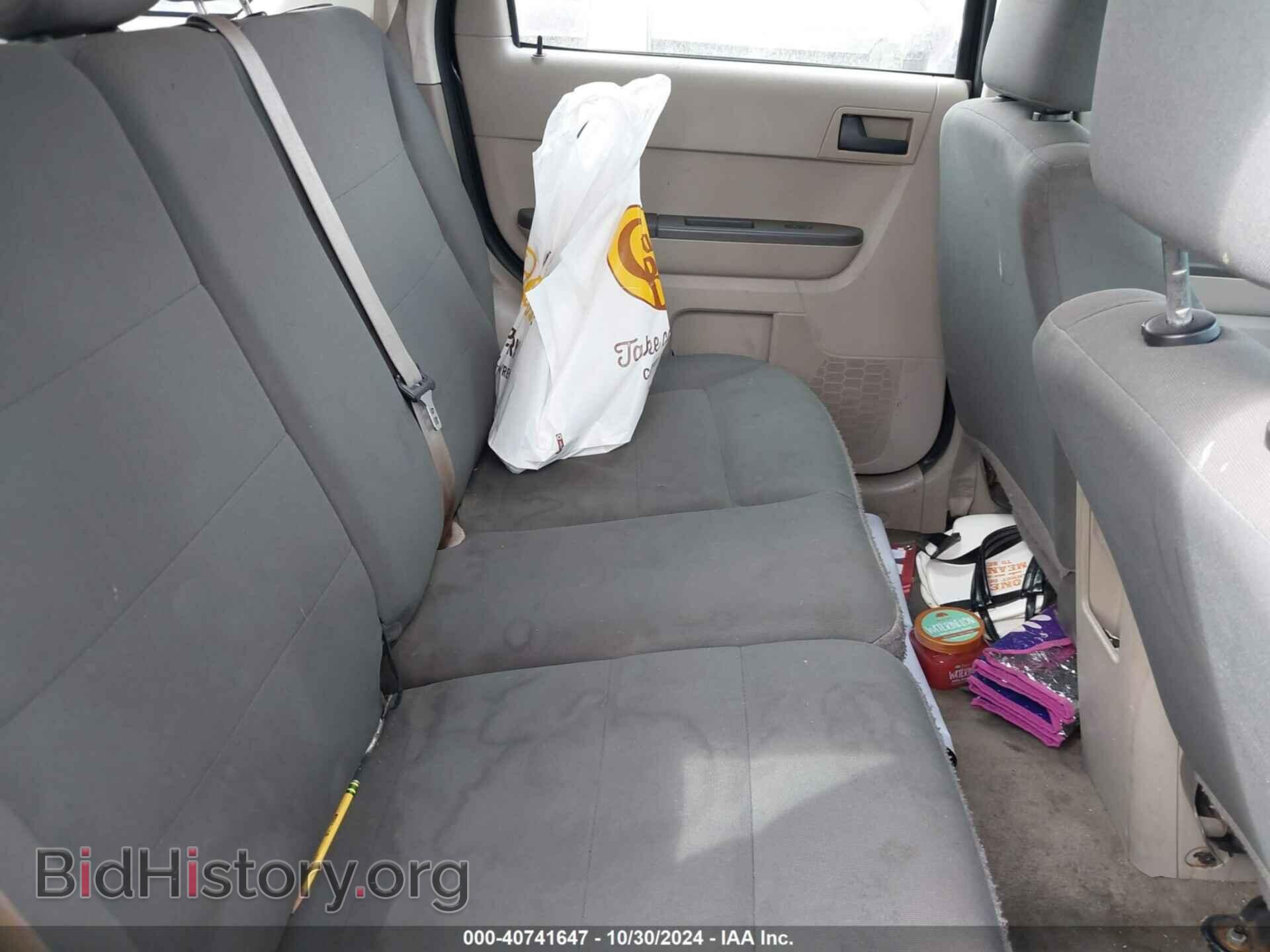 2011 FORD ESCAPE - VIN: 1FMCU0C78BKA20087 - Фото 8