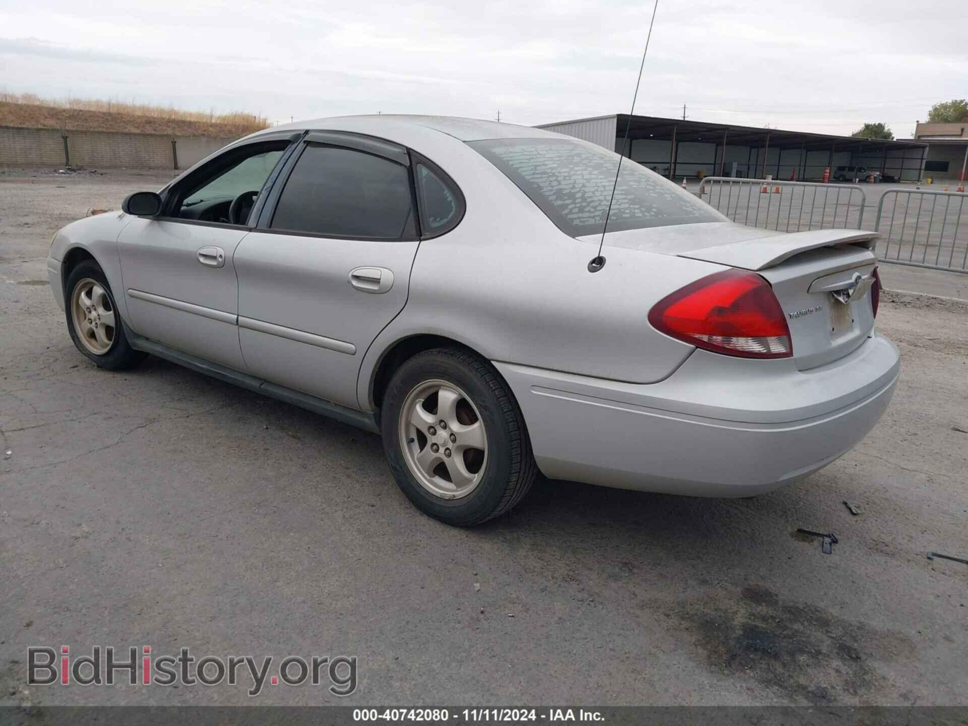 2005 FORD TAURUS - VIN: 1FAFP53285A174745 - Фото 3