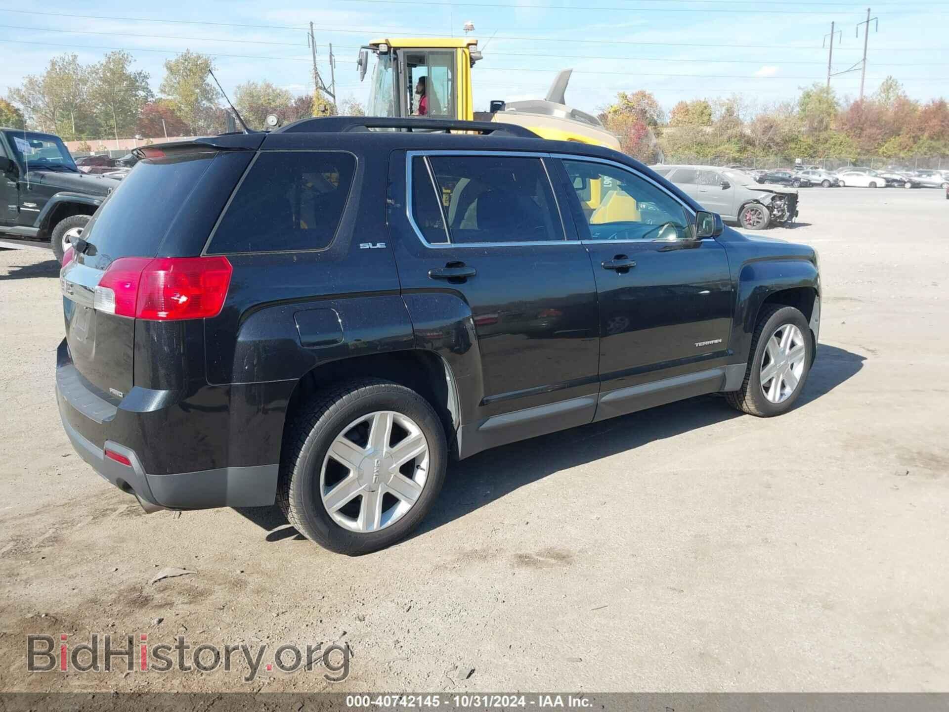 2011 GMC TERRAIN - VIN: 2CTFLTE55B6232650 - Фото 4