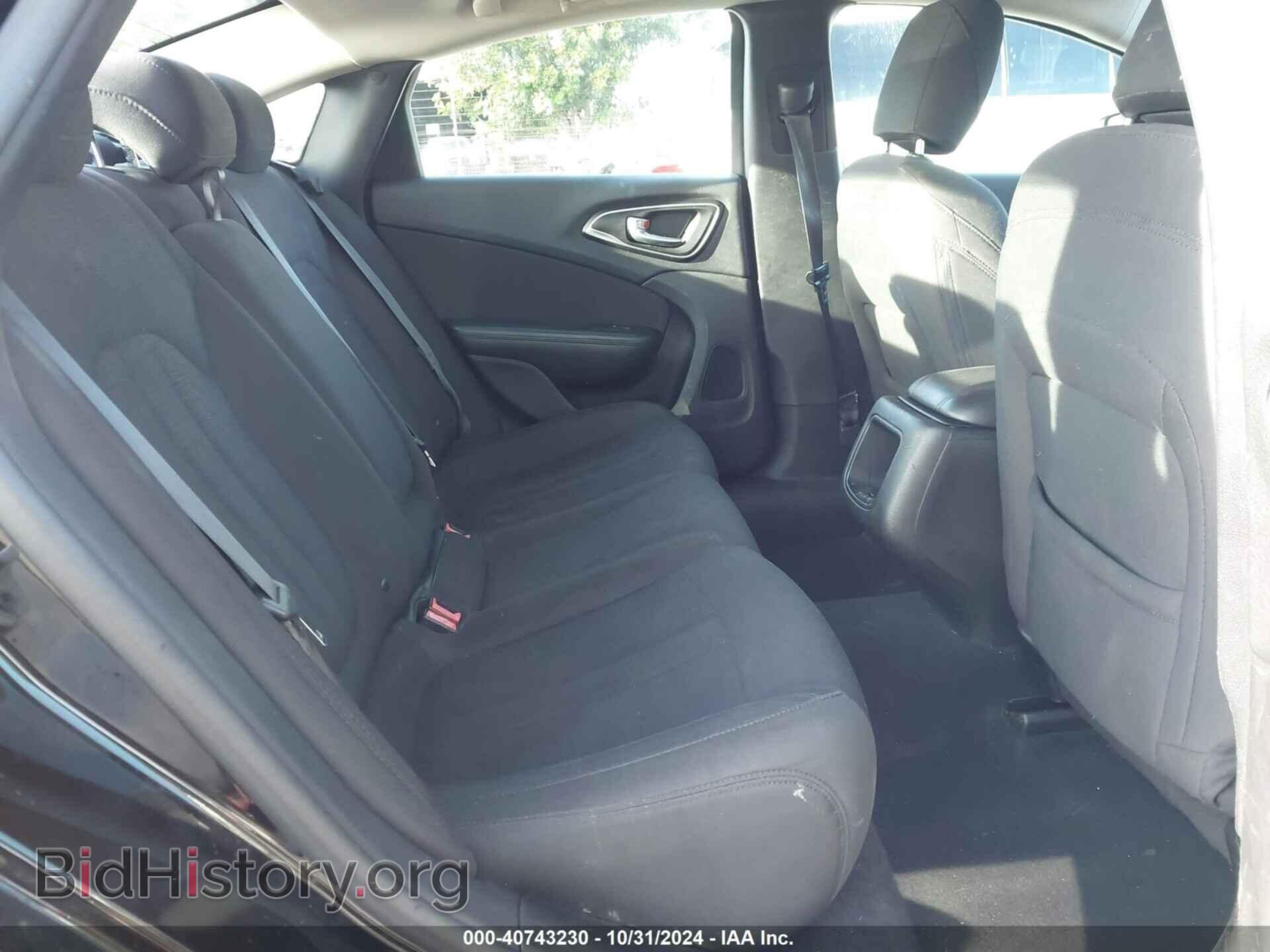2015 CHRYSLER 200 - VIN: 1C3CCCFB0FN645861 - Photo 8