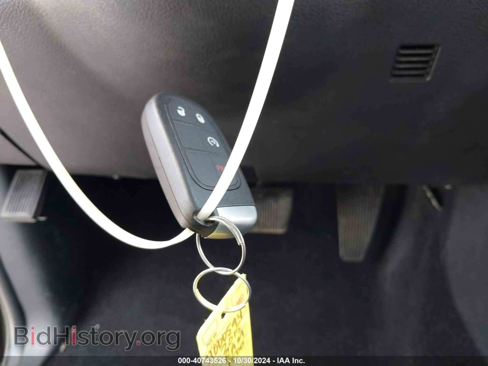 2015 RAM 1500 - VIN: 1C6RR7NT0FS786878 - Фото 11