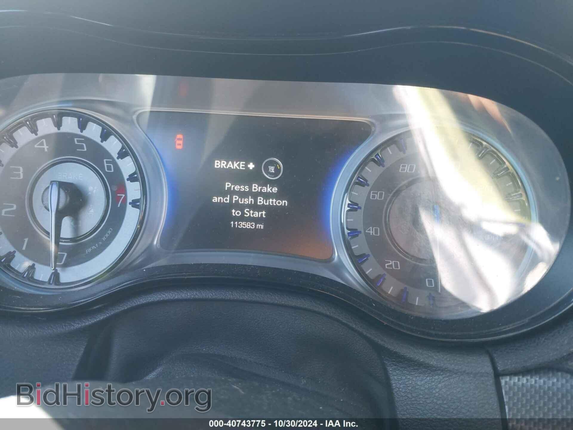 2015 CHRYSLER 300 - VIN: 2C3CCABG7FH766742 - Фото 7