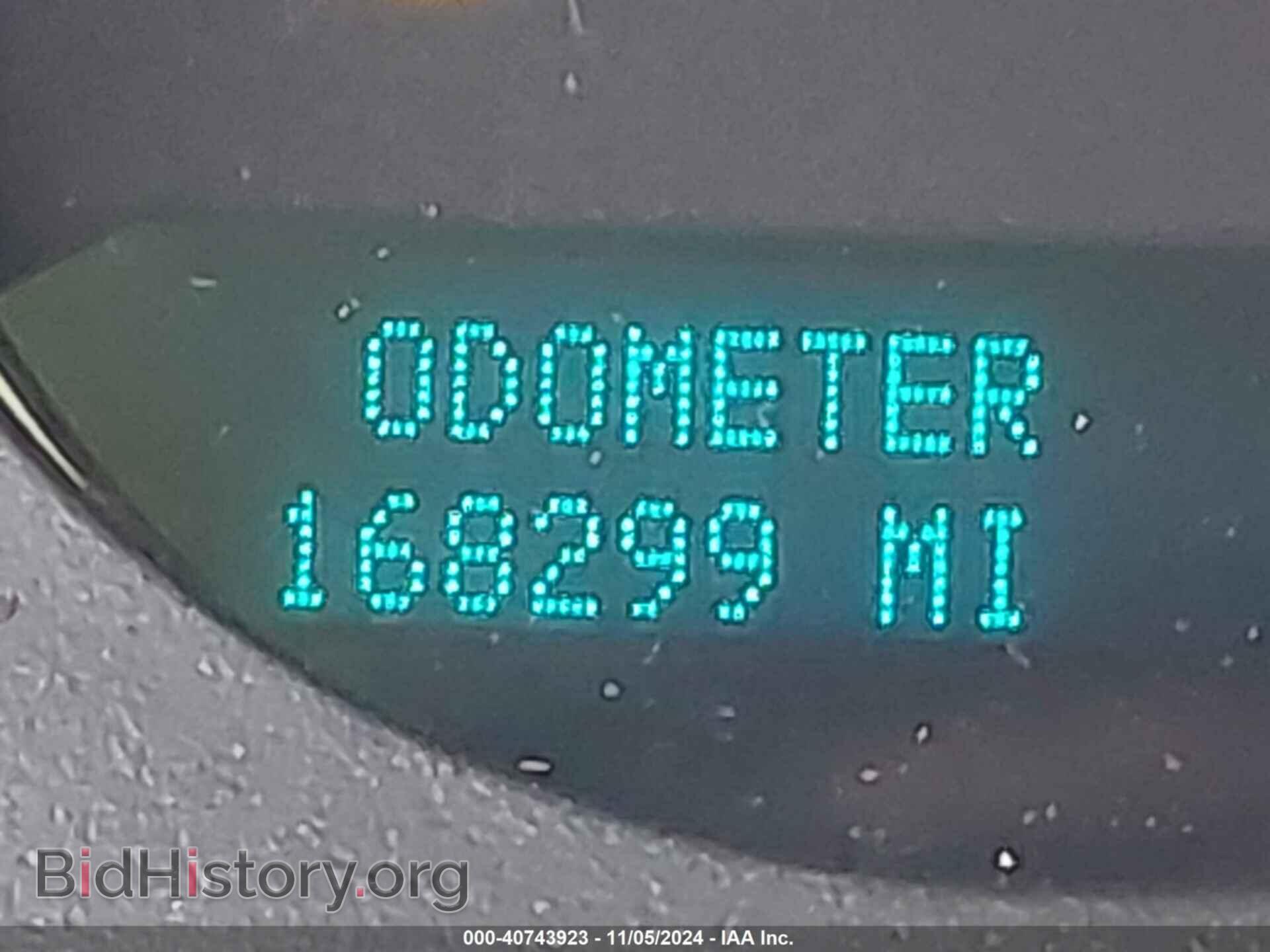 2011 GMC YUKON - VIN: 1GKS1CE09BR374111 - Фото 16