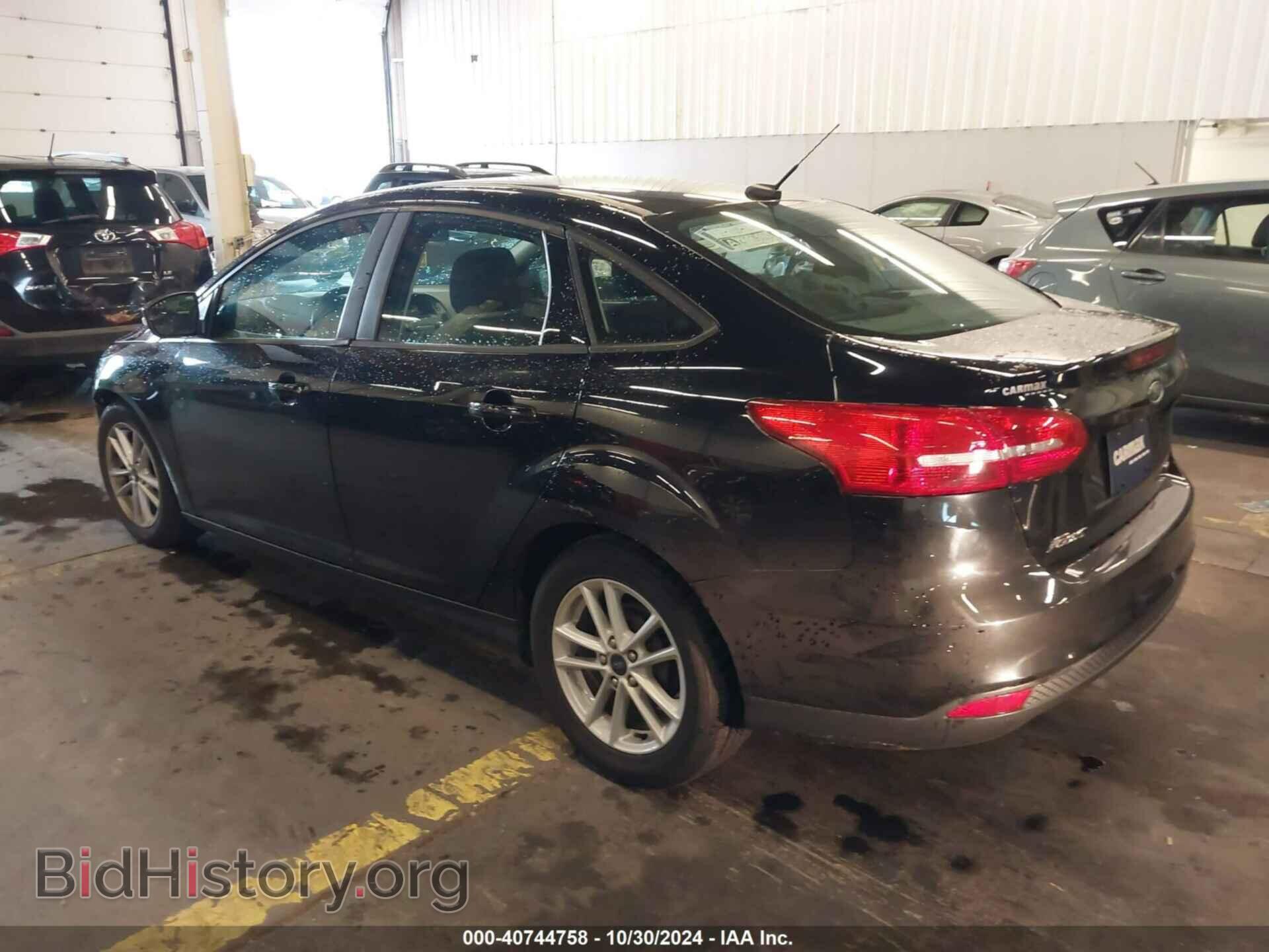 2017 FORD FOCUS - VIN: 1FADP3F24HL220006 - Фото 3