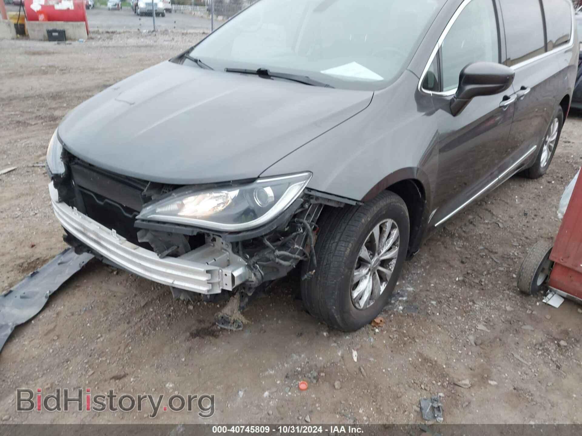 2017 CHRYSLER PACIFICA - VIN: 2C4RC1BG4HR537826 - Photo 2