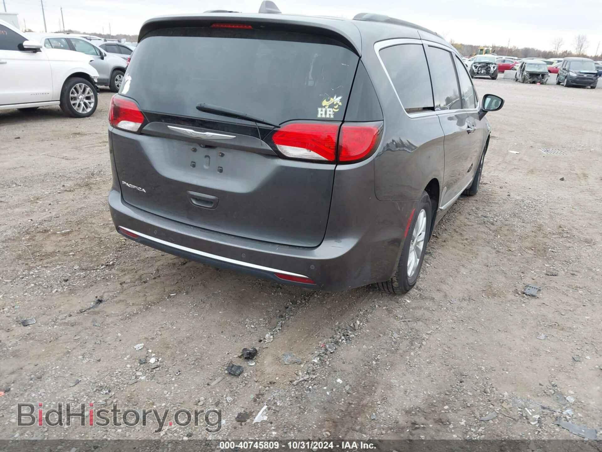 2017 CHRYSLER PACIFICA - VIN: 2C4RC1BG4HR537826 - Photo 4