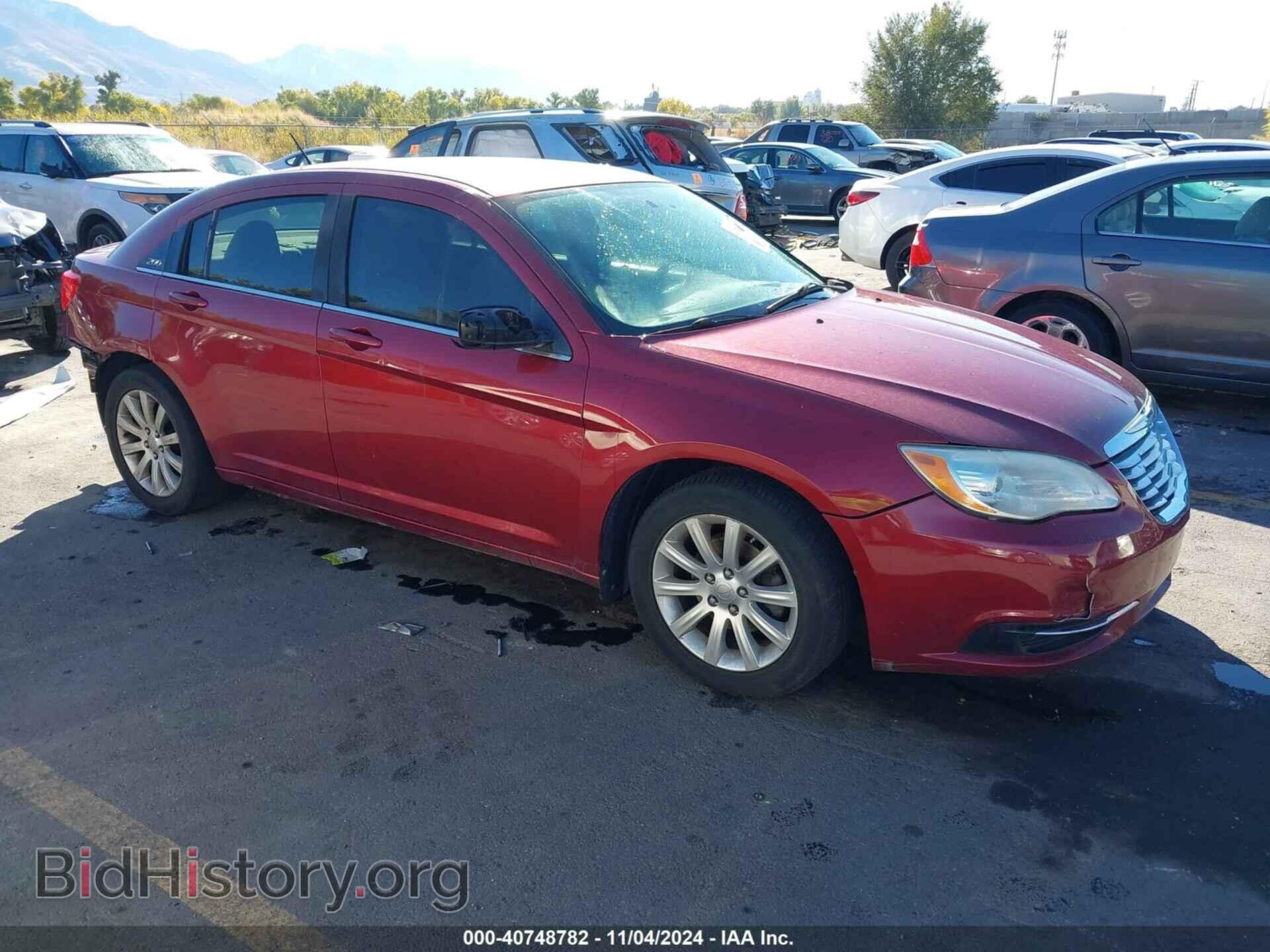 Фотография 1C3BC1FB0BN555037 - CHRYSLER 200 2011